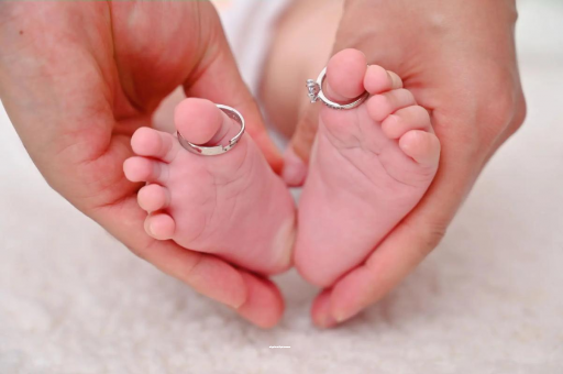 安宁孕妇两个月肚子疼